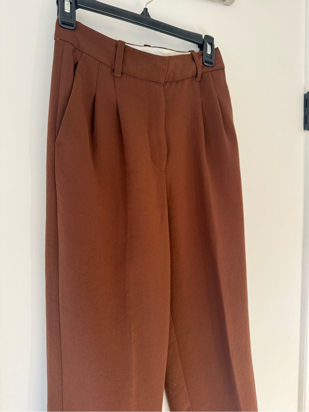 Aritzia Wide Leg Pants in Rich Brown - Picture 2 of 3